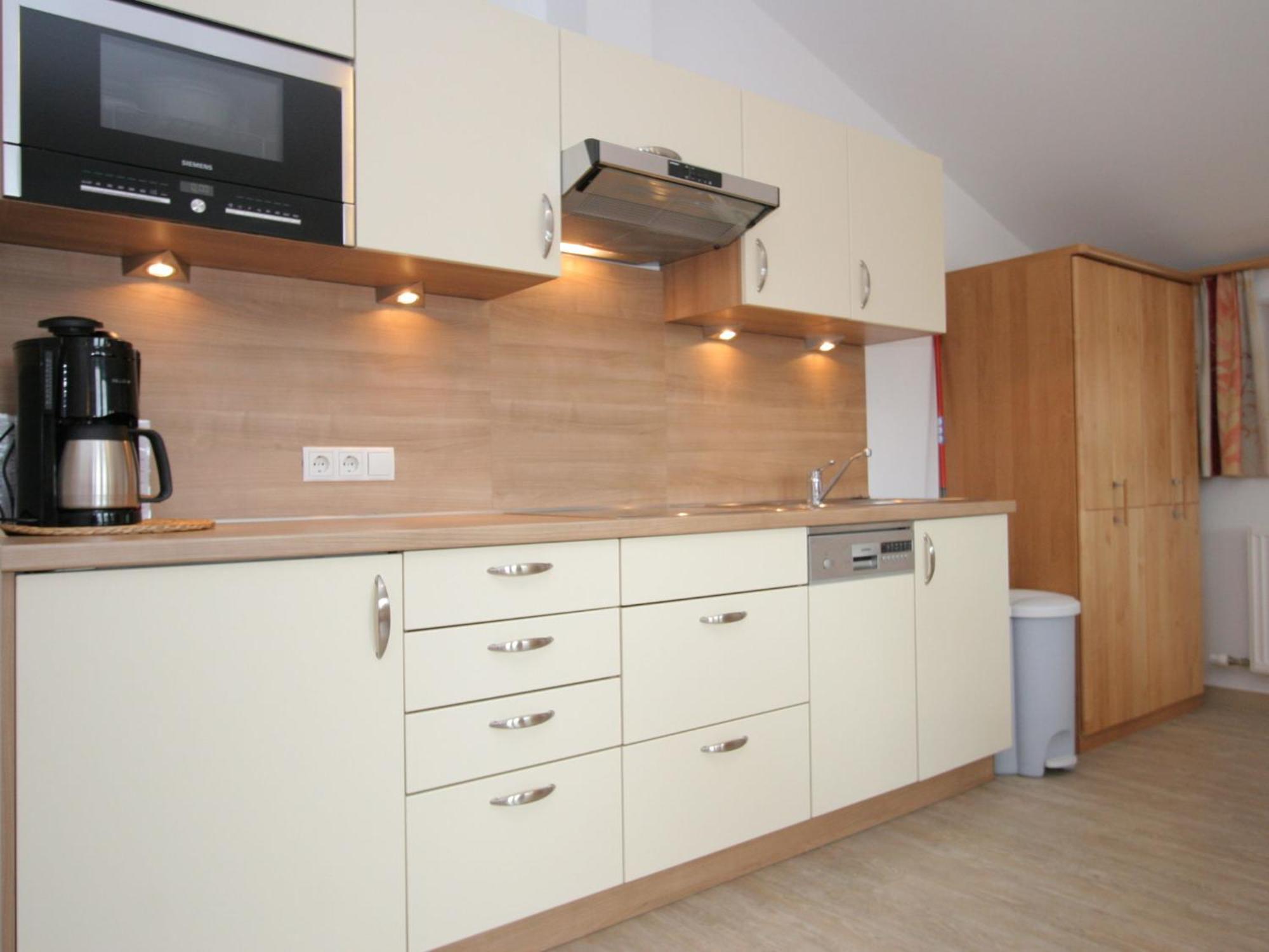 Charming Apartment In Uderns With Balcony Luaran gambar